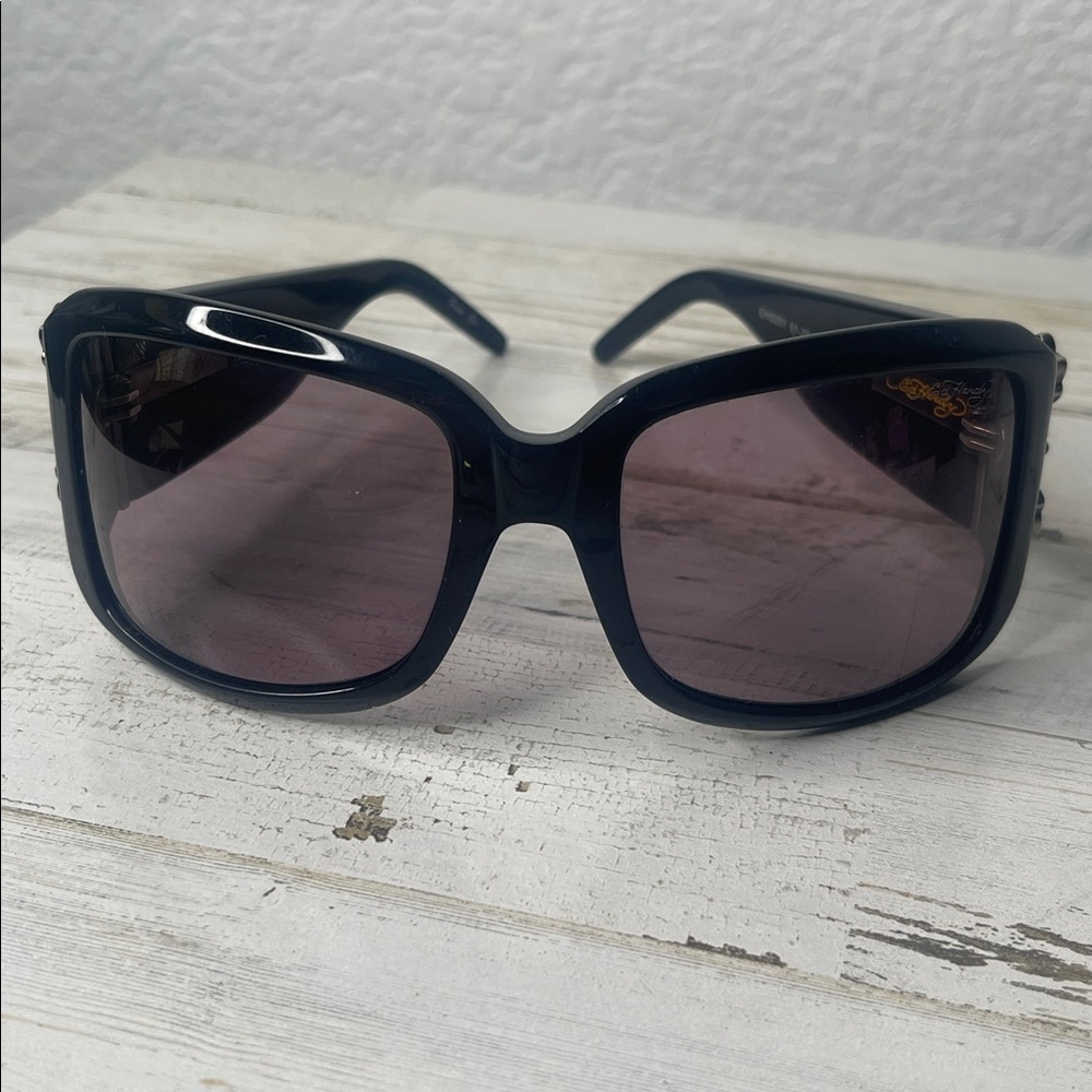 Vintage Ed Hardy Rose and Skull Swarovski Crystal Sunglasses. - Picture 8 of 9